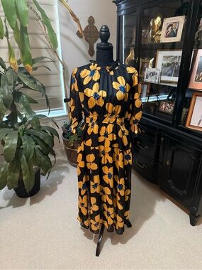 MELLODAY Black Midi Dress with Bold Yellow Floral Print